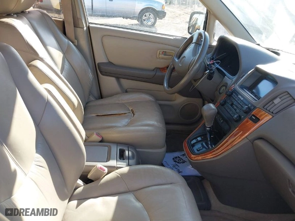1999 Lexus RX 300 Luxury SUV with VIN JT6HF10U7X0011461, listed as a IAAI auction lot 41685697 with 144,310 mi miles. Bid and sale history available at carsss.com. Image 5.