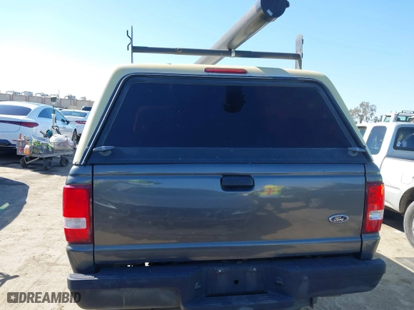 2011 Ford Ranger XLT with VIN 1FTLR4FE5BPA00633, listed as a IAAI auction lot 41756267 with 173,492 mi miles. Bid and sale history available at carsss.com. Image 17.