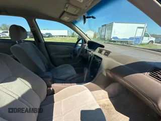 2000 Toyota Camry CE with VIN 4T1BG22K0YU002152, listed as a Copart auction lot 47271295 with 366,513 mi miles and Clean Title. Bid and sale history available at DreamBid. Image 5.