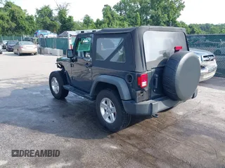2016 Jeep Wrangler Black Bear с VIN 1C4AJWAG1GL201303, выставлен на аукционе IAAI как лот 42604644 с пробегом 111 210 миль миль и . История ставок и продаж доступна на DreamBid. Изображение 3.