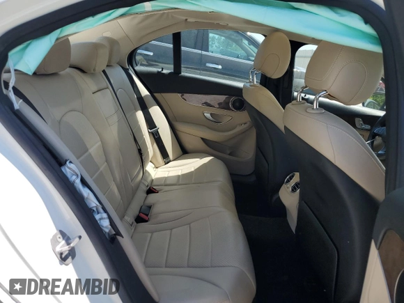 2017 Mercedes-Benz C 300 с VIN 55SWF4JB8HU199925, выставлен на аукционе Copart как лот 52771295 с пробегом 110 770 миль миль и Списание • Salvage title. История ставок и продаж доступна на DreamBid. Изображение 10.