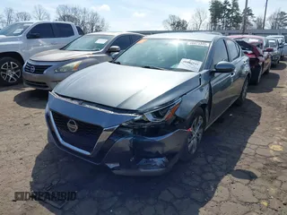 2020 Nissan Altima 2.5 S with VIN 1N4BL4BV5LC204723, listed as a IAAI auction lot 41794841 with 170,043 mi miles. Bid and sale history available at carsss.com. Image 2.
