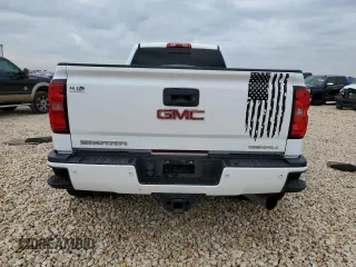 2016 GMC Sierra 3500HD Denali z VIN 1GT42YE8XGF253052, wystawiony jako Copart lot #68466894 z przebiegiem 103 056 mil mil oraz Szkoda całkowita • Salvage title. Historia ofert i sprzedaży dostępna na DreamBid. Obrazek 6.