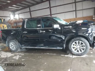 2020 Chevrolet Silverado 1500 High Country with VIN 3GCUYHET1LG414352, listed as a IAAI auction lot 41244229 with 1 mi miles. Bid and sale history available at carsss.com. Image 13.