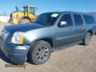 2008 GMC Yukon XL z VIN 1GKFK66828J210470, wystawiony jako IAAI lot #42119370 z przebiegiem 204 296 mil mil oraz . Historia ofert i sprzedaży dostępna na DreamBid. Obrazek 2.