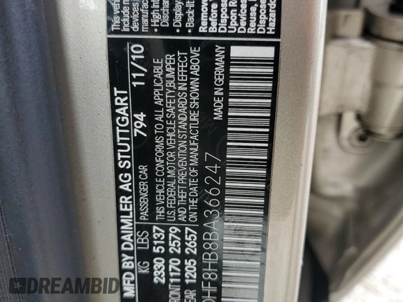 2011 Mercedes-Benz E 350 Luxury with VIN WDDHF8HB8BA366247, listed as a Copart auction lot 85240684 with 152,677 mi miles and Salvage title. Bid and sale history available at DreamBid. Image 13.