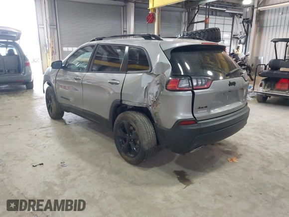 2020 Jeep Cherokee Altitude z VIN 1C4PJMLX6LD501886, wystawiony jako IAAI lot #42118677 z przebiegiem 41 853 mil mil oraz . Historia ofert i sprzedaży dostępna na DreamBid. Obrazek 3.