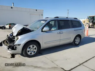 2008 Kia Sedona LX with VIN KNDMB233286244304, listed as a Copart auction lot 43228595 with 233,940 mi miles and Salvage Title. Bid and sale history available at DreamBid. Image 1.