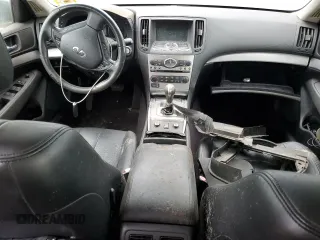 2011 Infiniti G25 x z VIN JN1DV6AR0BM651968, wystawiony jako Copart lot #53128955 z przebiegiem Nie podano mil oraz Szkoda całkowita • Salvage title. Historia ofert i sprzedaży dostępna na DreamBid. Obrazek 8.