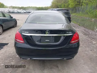 2018 Mercedes-Benz C 300 с VIN WDDWF4KB8JR409459, выставлен на аукционе IAAI как лот 42231142 с пробегом 81 035 миль миль и . История ставок и продаж доступна на DreamBid. Изображение 16.