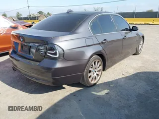 2006 BMW 3 Series 330i with VIN WBAVB335X6KR73650, listed as a IAAI auction lot 42407095 with 140,816 mi miles and . Bid and sale history available at DreamBid. Image 4.