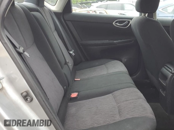 2014 Nissan Sentra SV z VIN 3N1AB7AP8EY333470, wystawiony jako Copart lot #57794695 z przebiegiem 65 914 mil mil oraz Szkoda całkowita • Salvage title. Historia ofert i sprzedaży dostępna na DreamBid. Obrazek 10.