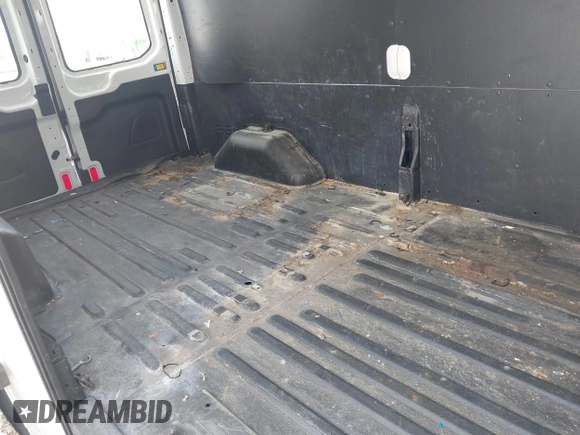 2019 Ford Transit with VIN 1FTYR2CM8KKA88497, listed as a IAAI auction lot 38875548 with 34,137 mi miles. Bid and sale history available at carsss.com. Image 8.