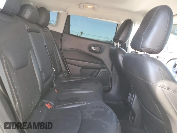 2021 Jeep Compass Altitude z VIN 3C4NJCBB4MT571230, wystawiony jako Copart lot #49747365 z przebiegiem 63 392 mil mil oraz Szkoda całkowita • Salvage title. Historia ofert i sprzedaży dostępna na DreamBid. Obrazek 12.