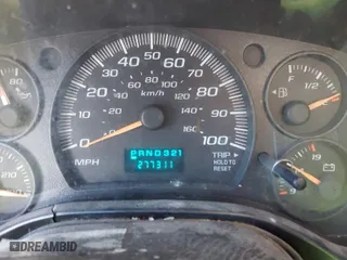 2006 Chevrolet Express Cargo Van with VIN 1GCFG15X061120322, listed as a IAAI auction lot 41611050 with 277,311 mi miles. Bid and sale history available at carsss.com. Image 7.
