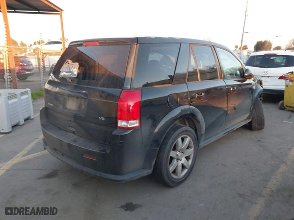 2005 Saturn VUE with VIN 5GZCZ53495S859628, listed as a IAAI auction lot 41261997 with 124,561 mi miles. Bid and sale history available at carsss.com. Image 4.