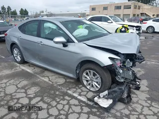 2025 Toyota Camry LE с VIN 4T1DBADK9SU017951, выставлен на аукционе IAAI как лот 41809403 с пробегом 9 109 миль миль и . История ставок и продаж доступна на DreamBid. Изображение 1.