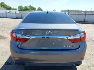 2018 Lexus ES with VIN 58ABK1GG1JU093377, listed as a IAAI auction lot 41980562 with 94,484 mi miles. Bid and sale history available at carsss.com. Image 15.