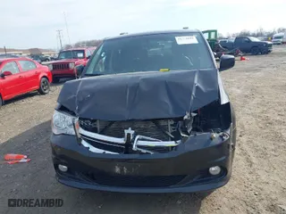 2017 Dodge Grand Caravan SXT with VIN 2C4RDGCGXHR818365, listed as a IAAI auction lot 41771699 with 149,212 mi miles. Bid and sale history available at carsss.com. Image 12.