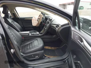 2017 Ford Fusion SE with VIN 3FA6P0H93HR120062, listed as a IAAI auction lot 41564542 with 162,624 mi miles and . Bid and sale history available at carsss.com. Image 5.