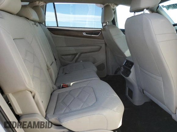 2024 Volkswagen Atlas SE with VIN 1V2LR2CA2RC509410, listed as a Copart auction lot 53827885 with 22,107 mi miles and Salvage title. Bid and sale history available at DreamBid. Image 11.