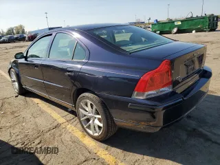 2005 Volvo S60 with VIN YV1RH592752430678, listed as a Copart auction lot 76719624 with 243,726 mi miles and Clean Title. Bid and sale history available at carsss.com. Image 2.
