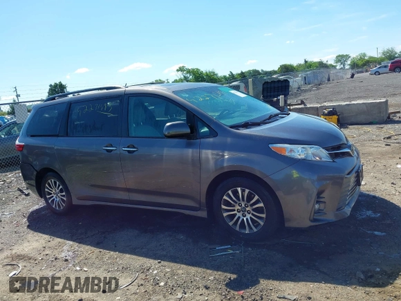 2018 Toyota Sienna XLE Auto Access Seat with VIN 5TDYZ3DC9JS921680, listed as a IAAI auction lot 42271593 with 141,417 mi miles and . Bid and sale history available at DreamBid. Image 13.