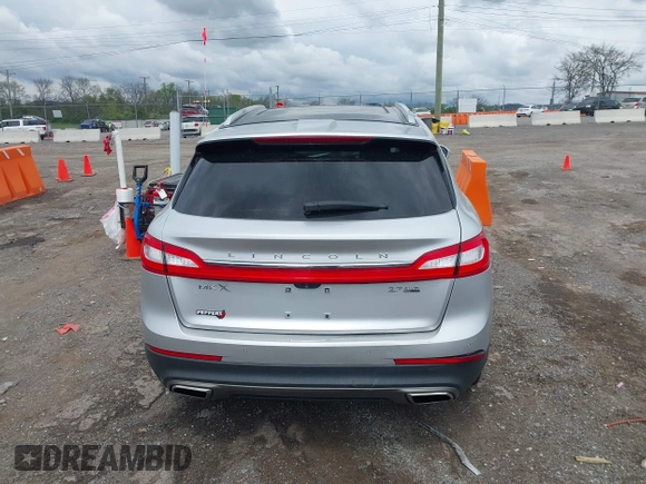 2016 Lincoln MKX Reserve with VIN 2LMPJ8LP8GBL84279, listed as a IAAI auction lot 41900294 with 70,958 mi miles. Bid and sale history available at carsss.com. Image 16.