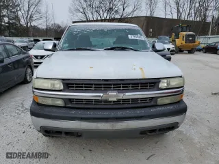 2002 Chevrolet Silverado 1500 LS with VIN 2GCEK19T221379366, listed as a Copart auction lot 87954985 with 0 mi miles and Clean Title. Bid and sale history available at carsss.com. Image 5.