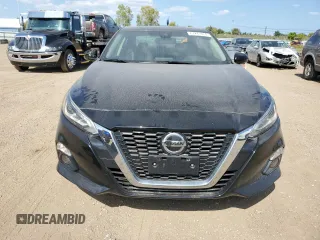 2019 Nissan Altima 2.5 Platinum with VIN 1N4BL4FW9KC130837, listed as a Copart auction lot 67241884 with 36,300 mi miles and Salvage Title. Bid and sale history available at carsss.com. Image 5.