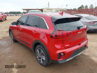 2022 Kia Niro LXS with VIN KNDCB3LC6N5524603, listed as a IAAI auction lot 41371264 with 104,130 mi miles. Bid and sale history available at carsss.com. Image 3.