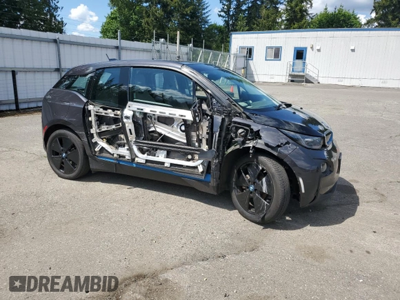 2015 BMW i3 с VIN WBY1Z4C58FV279653, выставлен на аукционе Copart как лот 58234785 с пробегом 73 522 миль миль и Списание • Salvage title. История ставок и продаж доступна на DreamBid. Изображение 4.