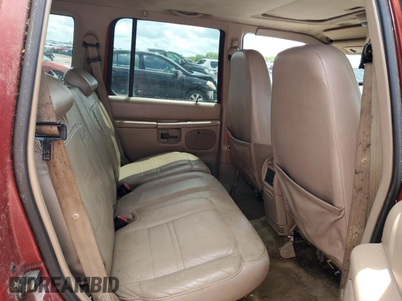 2000 Mercury Mountaineer with VIN 4M2ZU86P2YUJ30049, listed as a Copart auction lot 58619545 with 149,673 mi miles and Salvage title. Bid and sale history available at DreamBid. Image 11.