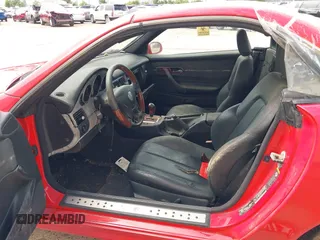 2001 Mercedes-Benz SLK 230/320 z VIN WDBKK65F31F223603, wystawiony jako IAAI lot #42307611 z przebiegiem 136 357 mil mil oraz . Historia ofert i sprzedaży dostępna na DreamBid. Obrazek 8.