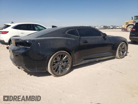 2018 Chevrolet Camaro ZL1 with VIN 1G1FJ1R61J0123661, listed as a Copart auction lot 47317855 with 36,043 mi miles and Salvage Title. Bid and sale history available at DreamBid. Image 3.