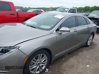 2016 Lincoln MKZ with VIN 3LN6L2G91GR614983, listed as a IAAI auction lot 42345061 with 35,977 mi miles and . Bid and sale history available at DreamBid. Image 14.