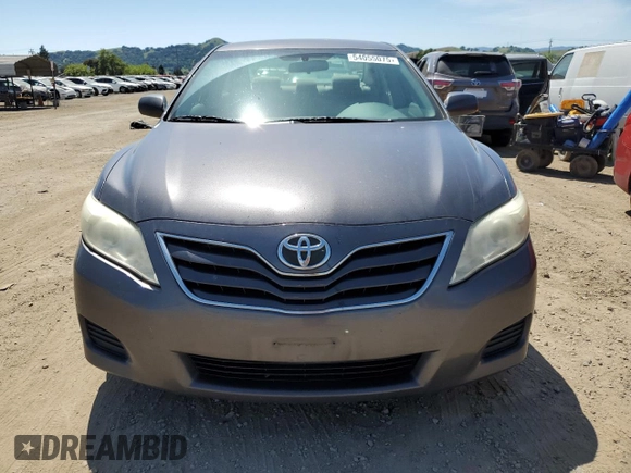 2011 Toyota Camry LE with VIN 4T4BF3EK9BR174813, listed as a Copart auction lot 54055075 with 267,709 mi miles and Salvage Title. Bid and sale history available at DreamBid. Image 5.