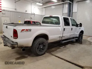 2005 Ford F-250 XL with VIN 1FTSW21P35EC79548, listed as a Copart auction lot 57217535 with 206,502 mi miles and Clean title. Bid and sale history available at DreamBid. Image 3.
