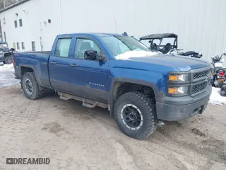 2015 Chevrolet Silverado 1500 Work Truck with VIN 1GCVKPEC2FZ245530, listed as a IAAI auction lot 41714440 with 109,322 mi miles. Bid and sale history available at carsss.com. Image 1.