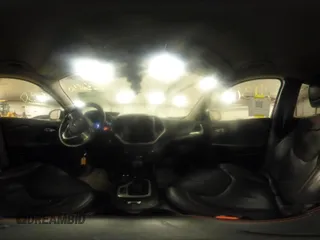 2015 Jeep Cherokee Trailhawk с VIN 1C4PJMBSXFW525218, выставлен на аукционе IAAI как лот 42032130 с пробегом 164 289 миль миль и . История ставок и продаж доступна на DreamBid. Изображение 18.