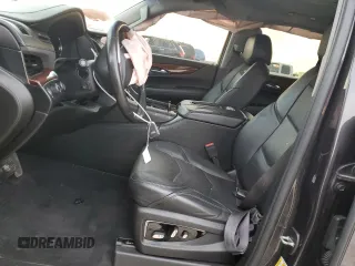 2016 Cadillac Escalade Luxury Collection z VIN 1GYS4BKJ6GR205157, wystawiony jako Copart lot #49581205 z przebiegiem Nie podano mil oraz Nie do naprawy • Non repairable. Historia ofert i sprzedaży dostępna na DreamBid. Obrazek 7.