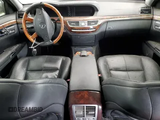 2007 Mercedes-Benz S 550 with VIN WDDNG71X27A109821, listed as a Copart auction lot 54791055 with 197,574 mi miles and Clean Title. Bid and sale history available at DreamBid. Image 8.