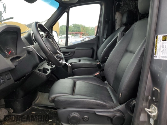 2021 Mercedes-Benz Sprinter with VIN W1Y4EBVY6MT058854, listed as a Copart auction lot 56211183 with 81,661 mi miles and . Bid and sale history available at DreamBid. Image 7.