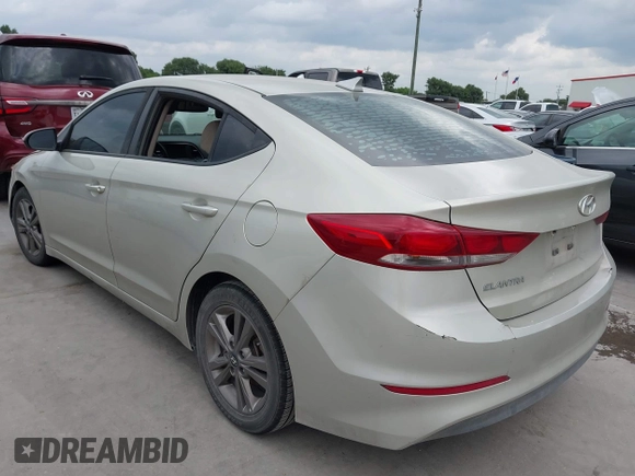 2018 Hyundai Elantra SEL z VIN 5NPD84LF4JH358837, wystawiony jako IAAI lot #42158320 z przebiegiem 111 682 mil mil oraz . Historia ofert i sprzedaży dostępna na DreamBid. Obrazek 3.