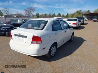 2004 Chevrolet Aveo with VIN KL1TD52664B130088, listed as a IAAI auction lot 41821144 with 234,538 mi miles and . Bid and sale history available at carsss.com. Image 4.