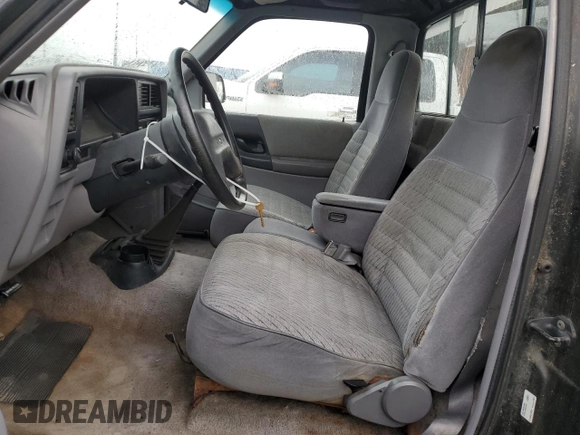 1993 Ford Ranger Splash с VIN 1FTCR10A5PTA91678, выставлен на аукционе Copart как лот 46623175 с пробегом 11 068 миль миль и Списание • Salvage title. История ставок и продаж доступна на DreamBid. Изображение 7.