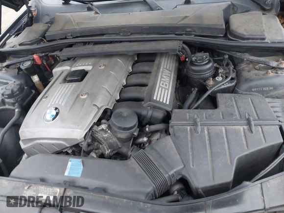 2006 BMW 3 Series 325xi with VIN WBAVD13556KV13312, listed as a IAAI auction lot 41781117 with 177,569 mi miles. Bid and sale history available at carsss.com. Image 10.