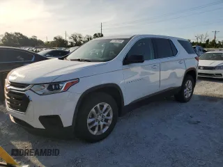 2020 Chevrolet Traverse LS z VIN 1GNERFKWXLJ299826, wystawiony jako Copart lot #61362555 z przebiegiem 114 948 mil mil oraz Nie do naprawy • Non repairable. Historia ofert i sprzedaży dostępna na DreamBid. Obrazek 1.
