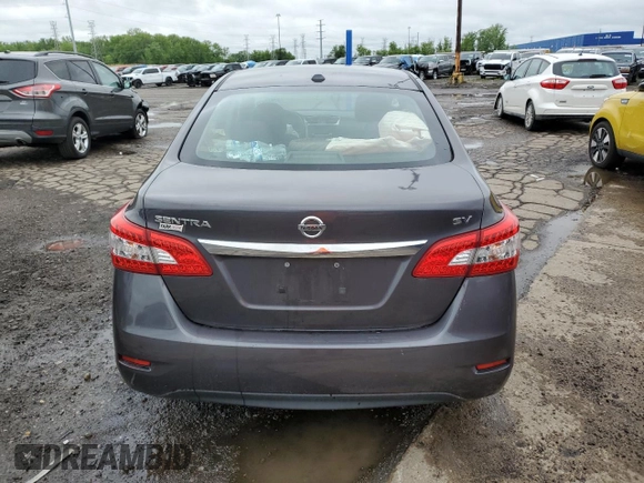 2015 Nissan Sentra SV z VIN 3N1AB7AP4FL680843, wystawiony jako Copart lot #57642875 z przebiegiem 108 924 mil mil oraz Szkoda całkowita • Salvage title. Historia ofert i sprzedaży dostępna na DreamBid. Obrazek 6.