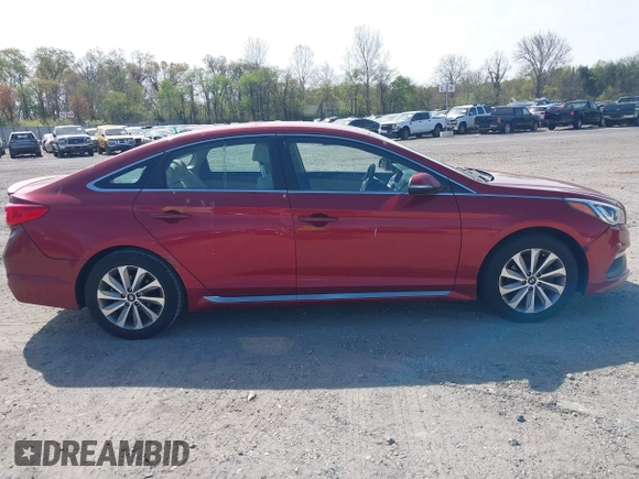 2015 Hyundai Sonata Limited with VIN 5NPE34AF7FH088872, listed as a IAAI auction lot 42105320 with 151,622 mi miles and . Bid and sale history available at carsss.com. Image 13.